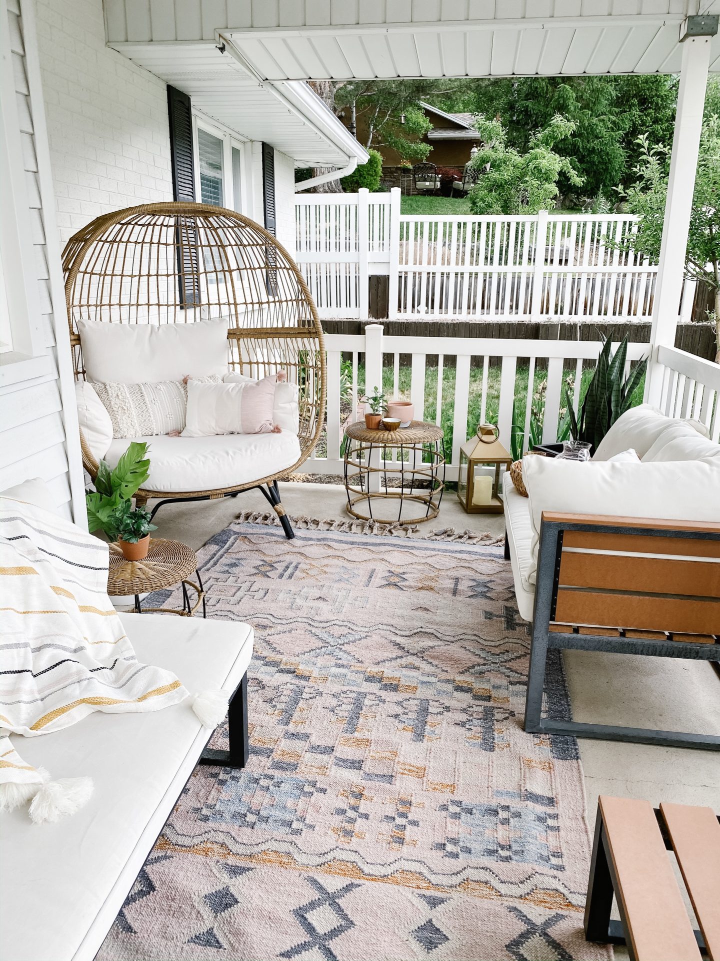 Front Porch Decor Summer Refresh | SandyALaMode